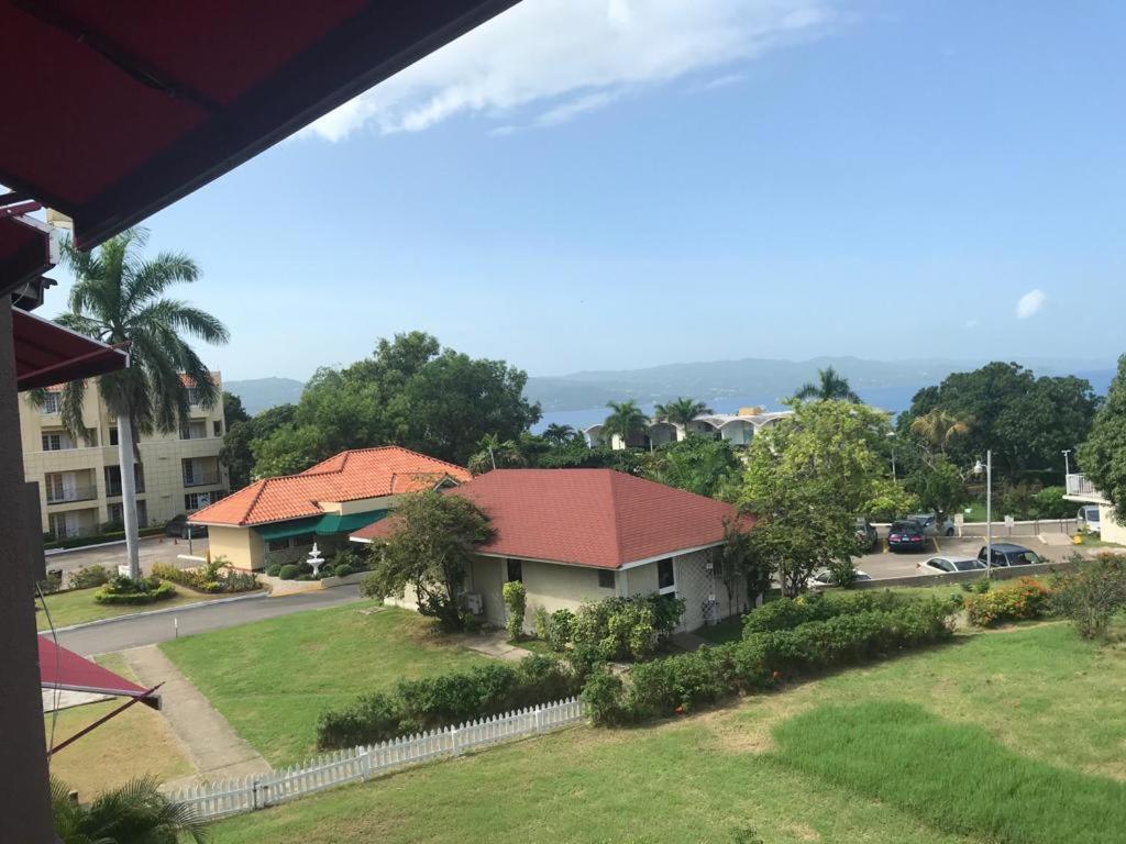 Ocean View Montego Bay Apartment Екстер'єр фото